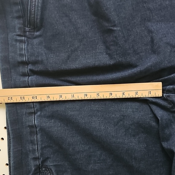 Croft And Barrow Pull On Effortless Stretch Shorts  Sz 20w Dark Blue - Picture 6 of 9